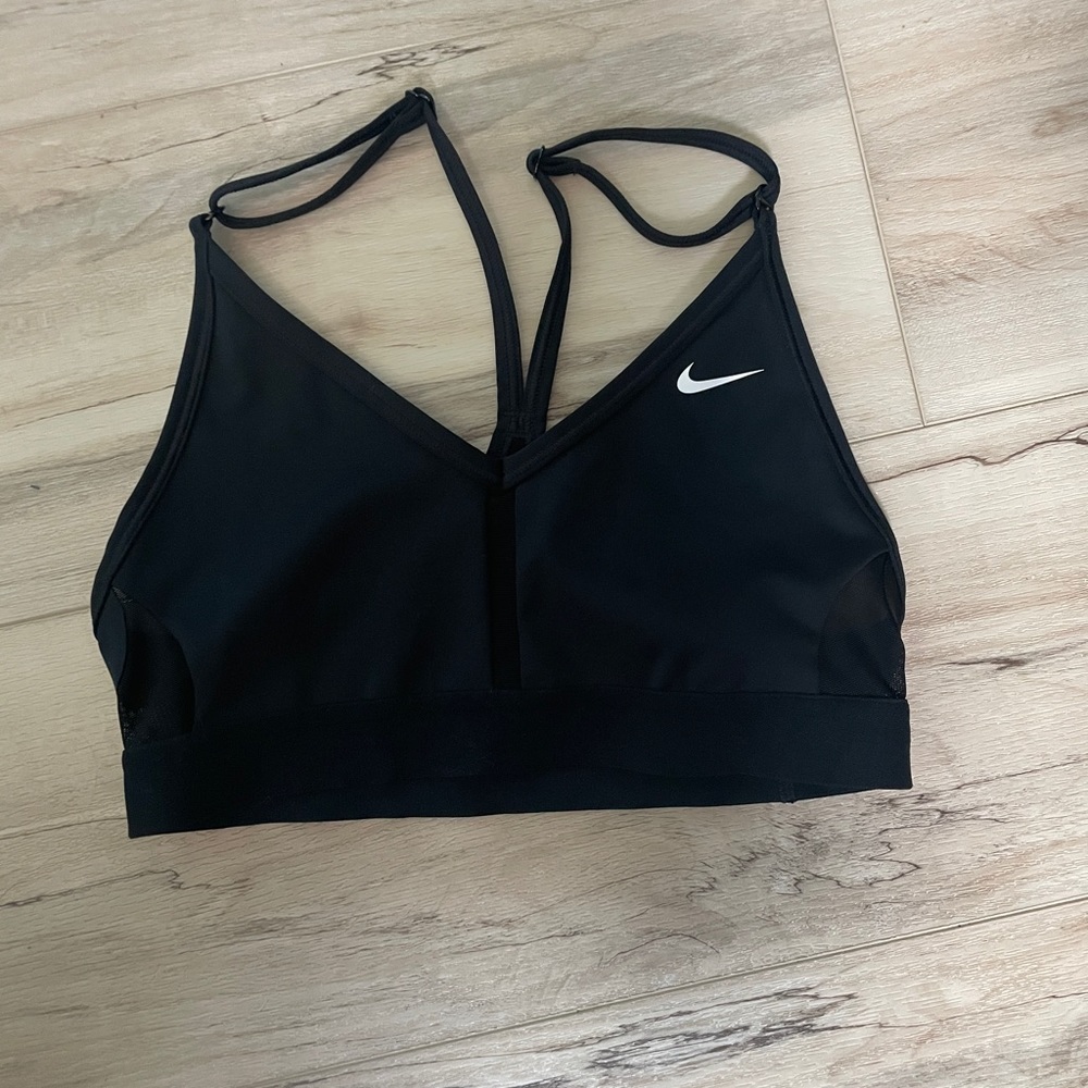 Women's Light-Support Padded V-Neck Sports Bra
